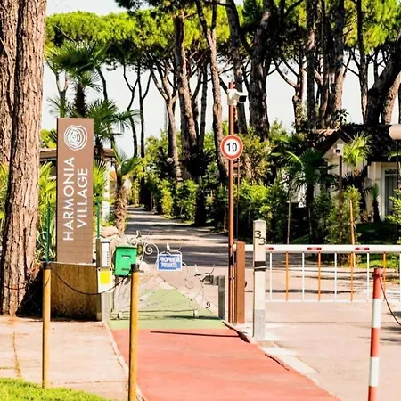 Campeggio Harmonia Village *